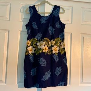Ky’s cotton Hawaiian dress navy